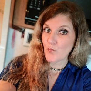 Meet your Posher, Mandy